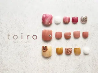 ショート toiro NAILLOUNGEのネイルデザイン