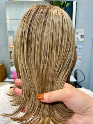 セミロング カコ/レイヤーカット ヘアアレンジのヘアスタイル