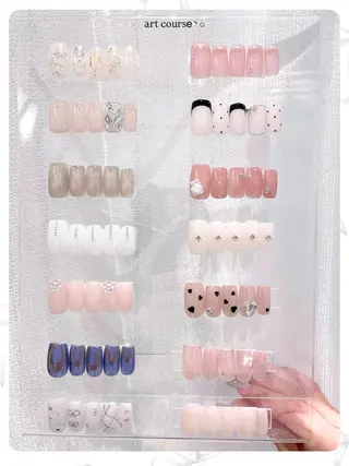 ネイル Tsuki🌙/渋谷 /パラジェルのネイルデザイン