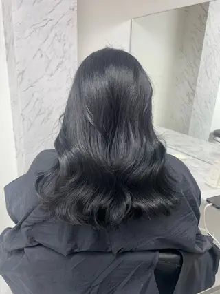 ミディアム CHAiL所属・カラーエクステ koukiのヘアスタイル