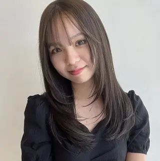 ロング モデル募集/カレン /レイヤーカットのヘアスタイル