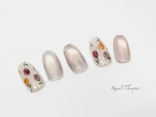 ネイル 【尾下】 ロイヤル•セラピストのネイルデザイン
