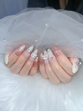 ネイル VIERU YURIのネイルデザイン