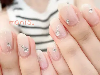 ネイル manis .のネイルデザイン