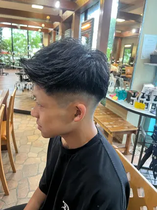 ショート メンズ 奥田 勝亮のヘアスタイル