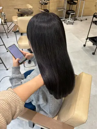 ロング カラー 井上 真子のヘアスタイル