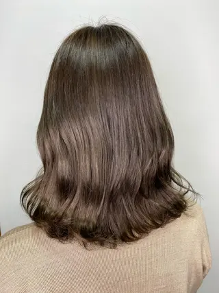 カラー インナー×縮毛矯正 ピンクカラー澤井里菜のヘアスタイル