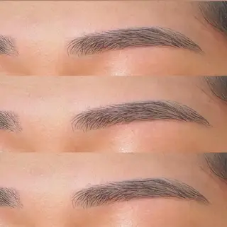 メンズ アイブロウ BROHM水天宮前東京シティエアターミナル店所属・山崎 リエの眉毛・アイブロウイメージ