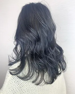 セミロング カラー 韓国レイヤーカット/ ダブルカラーのヘアスタイル