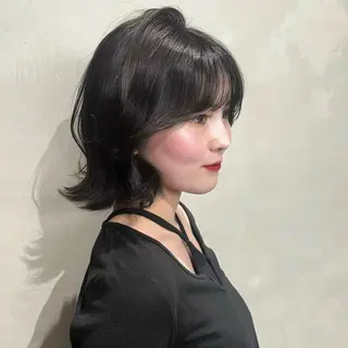 ミディアム カラー uni表参道所属・久保田 春香のヘアスタイル