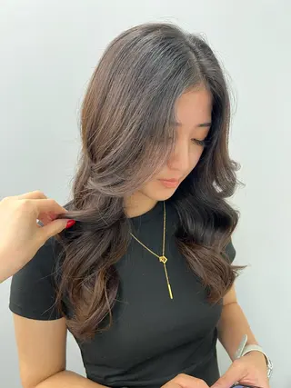 ロング MYRTLE Mifūのヘアスタイル