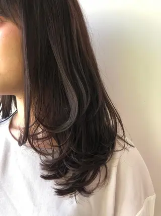 セミロング amber池袋所属・徳本 駿太のヘアスタイル