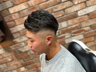 ショート 中越 仁一郎のヘアスタイル