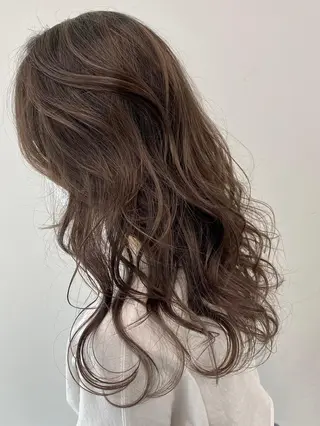 カラー 【公式】amble luxe池袋東口🩷のヘアスタイル