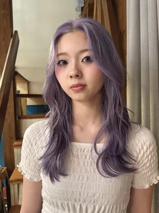 ロング カラー 透明感カラー/ハイト ーン/メイク/umiのヘアスタイル