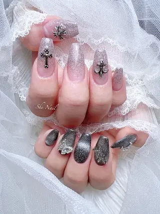 ネイル She   Nail所属・ISA_ BELLAのネイルデザイン