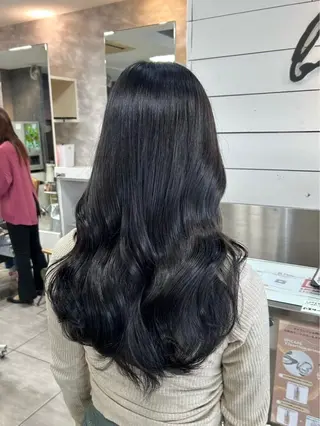 カラー ハイトーンカラー✨ 慶田玲和のヘアスタイル