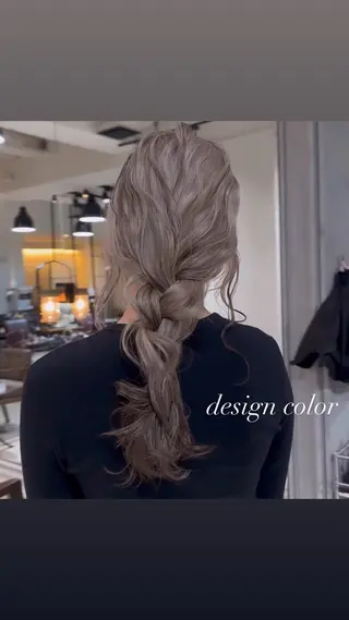 セミロング カラー 💜ハイトーン💛 マジカルかいちゃんのヘアスタイル