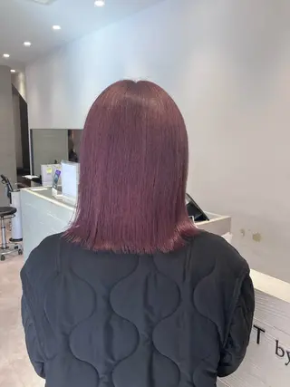 ミディアム カラー サキ🤍ハイトーン 🩰くびれ巻きヘアのヘアスタイル