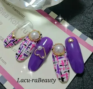 ネイル 小顔と腸の専門店 ラクーラビューティのエステ・リラクイメージ