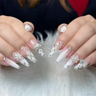 ネイル Julli NailStudioのネイルデザイン