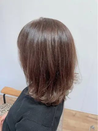 ミディアム Pono所属・Pono ーポノーのヘアスタイル