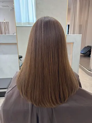 ロング カラー 角谷 靖子のヘアスタイル