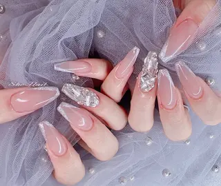 ネイル She   Nail所属・ISA_ BELLAのネイルデザイン