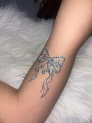 mauvelynail所属・mauvely モアナのネイルデザイン