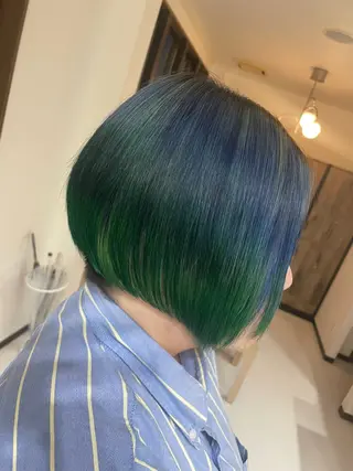 ショート カラー 大内 カオリのヘアスタイル