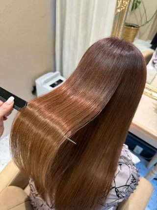 ミディアム 代表山口ひな 髪質改善のプロのヘアスタイル