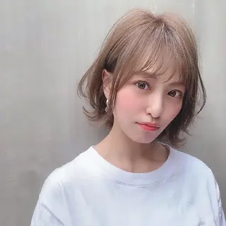 ショート カラー 🤍💕ブリーチカラ ーAyaka💕🤍のヘアスタイル