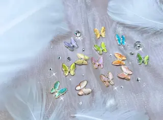 ネイル Yudia -neon-のネイルデザイン