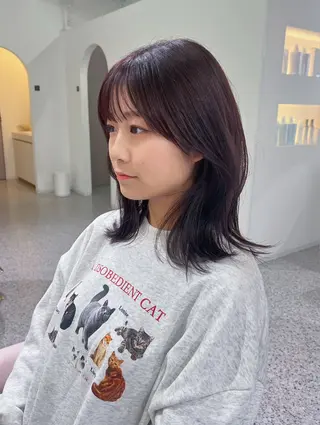 ミディアム 淺井 捺央のヘアスタイル