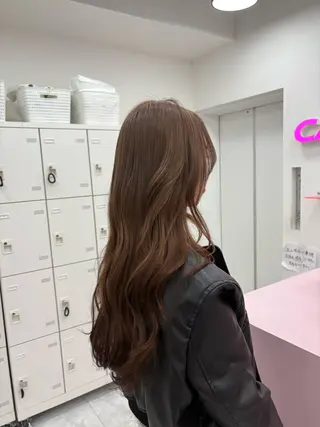 カラー 透明感ベージュ🤎 ナチュラルレイヤーのヘアスタイル