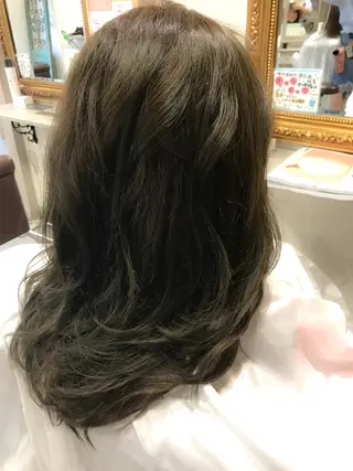 セミロング カラー 【天満1艶髪】潤艶/ 髪質改善🌹釣本竜哉のヘアスタイル