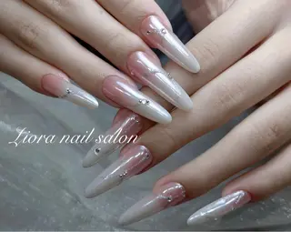 ネイル Liora nail 1のネイルデザイン