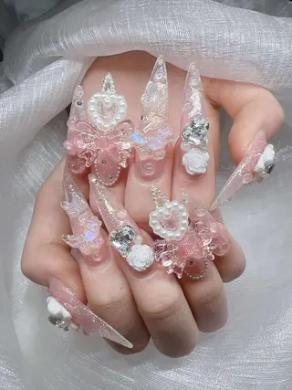 ネイル Lee Nailsのネイルデザイン