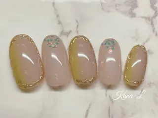 カラー ネイル 芦辺 香奈のネイルデザイン