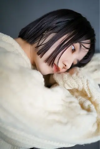 ミディアム THE DAY所属・AKI HASHIMOTOのヘアスタイル