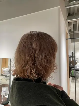 ミディアム カラー パーマ 吉田一輝 外国人パーマのヘアスタイル