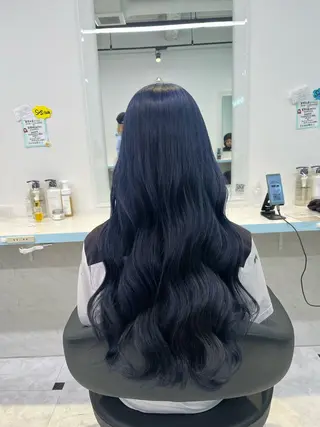 ロング カラー ブリーチカラー 🩵MIZUKIのヘアスタイル