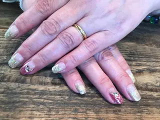 ネイル 佐藤  悠子のネイルデザイン