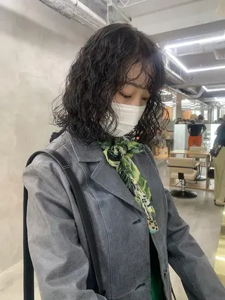 ミディアム パーマ yiye 青山所属・無料カットモデル募集 🌱ひょうがのヘアスタイル