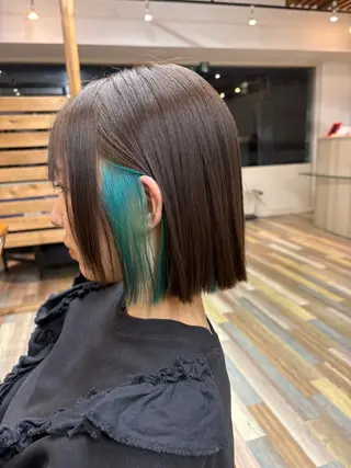 ショート カラー LAVIERE by R-EVOLUT所属・塙 梨菜🧸🤍のヘアスタイル