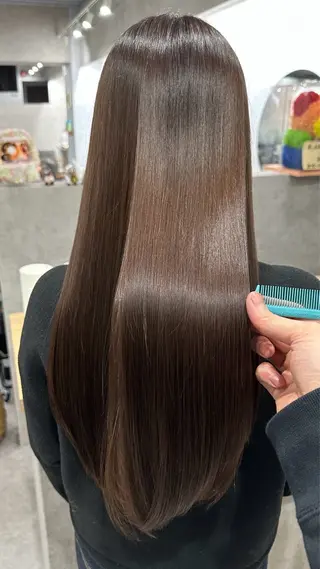 カラー miyon京都烏丸所属・山本 竜輔のヘアスタイル