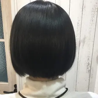 ショート カラー embrace エンブレイスのヘアスタイル