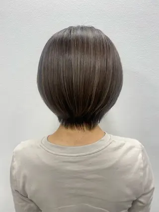ショート カラー ✴︎ヒラガカナ✴︎ ECLAT HAIRのヘアスタイル