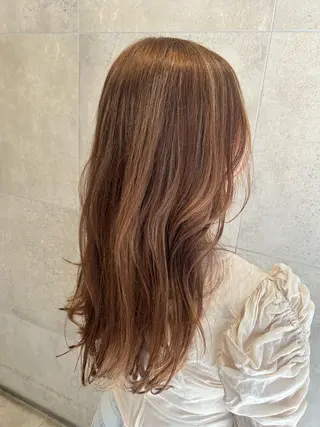 カラー 板倉 奏美のヘアスタイル