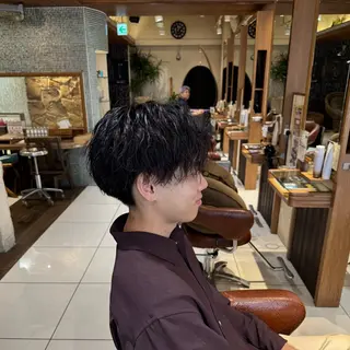 ショート カラー パーマ ヘアアレンジ メンズ シャドウパーマ 石見のヘアスタイル